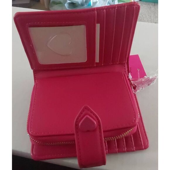 NWT~BETSEY JOHNSON Hot Pink Skulls & Roses Wallet - Picture 4 of 10